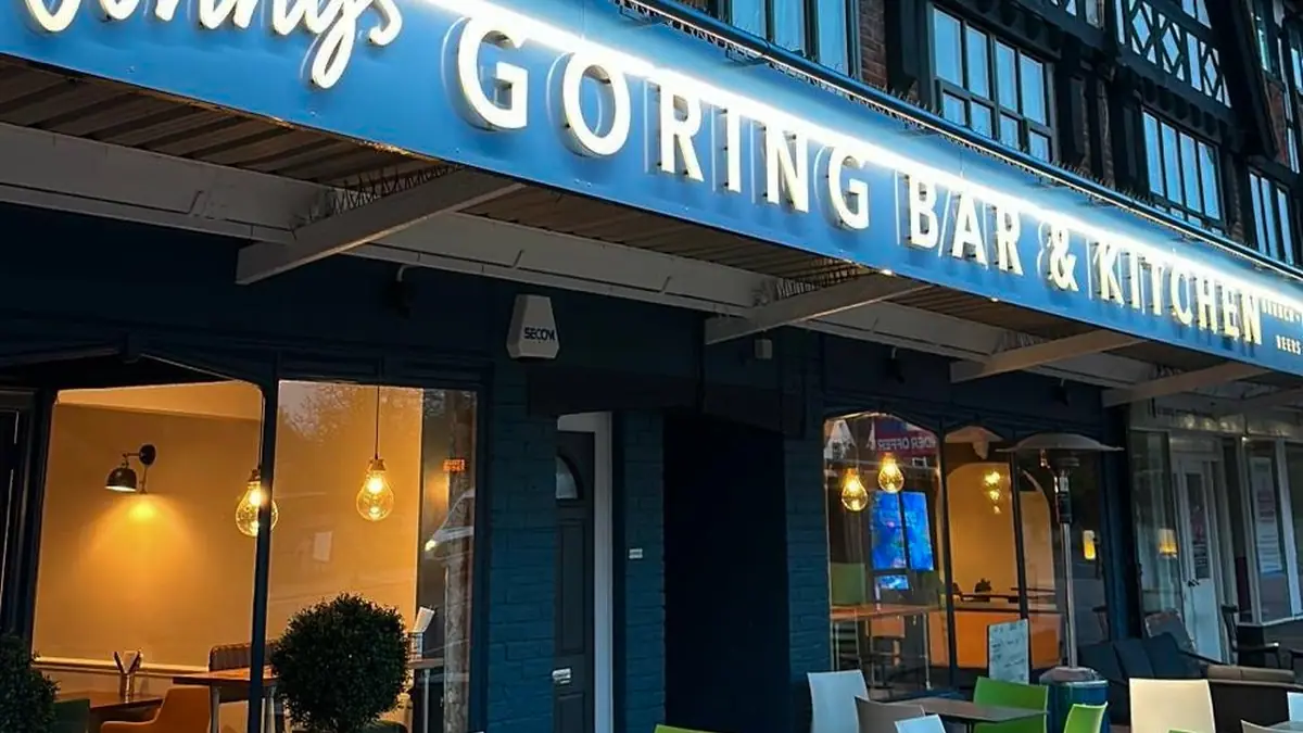 Jonny's Goring Bar & Kitchen – cake shop in West Worthing, Worthing
